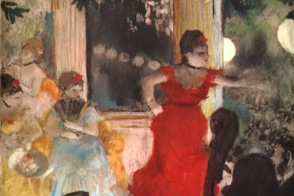 Pastel aux couleurs vives montrant une chanteuse en robe rouge sur une scène éclairée, vue depuis l'orchestre et le public